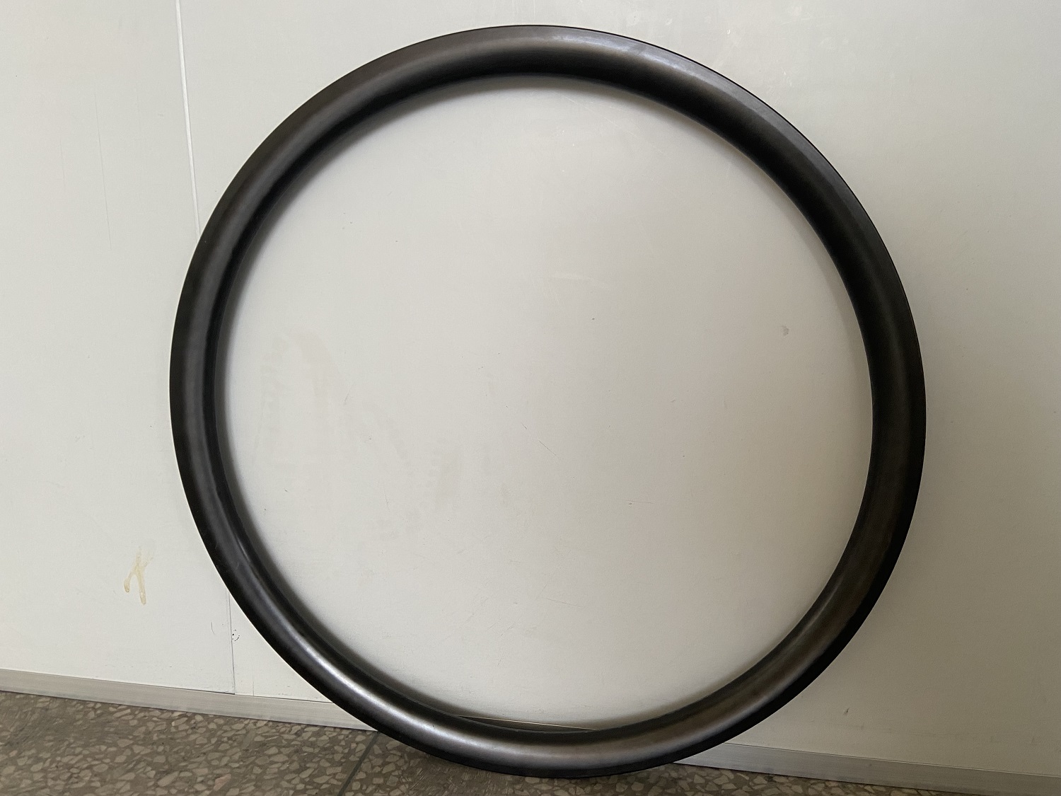 Light Gravel Rim Without Compromising Strength